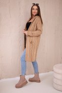Sweter z kapturem i kieszeniami camelowy