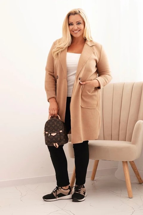 Płaszcz damski elegancki Plus Size z kołnierzem i dużymi kieszeniami camelowy