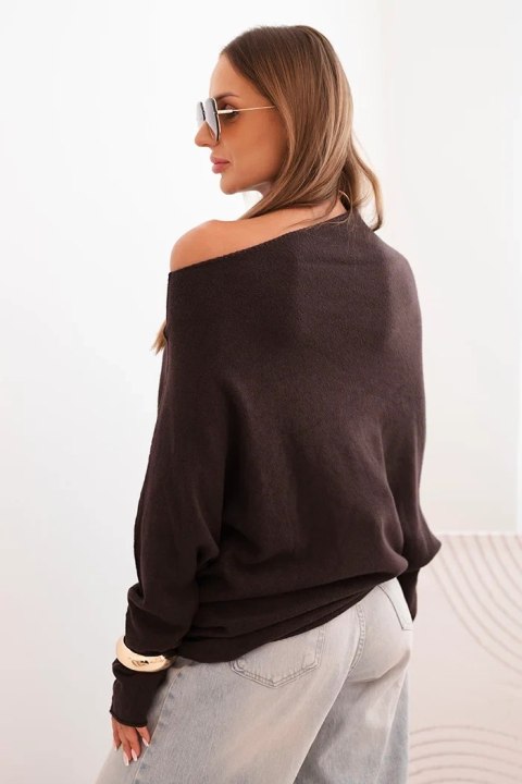 Sweter damski wiskozowy asymetryczny typu nietoperz brązowy