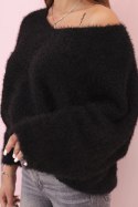 Sweter damski z moheru o luźnym kroju i dekolcie w serek czarny