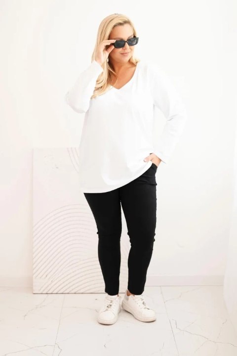 Bluzka damska Plus Size z dekoltem V i długim rękawem biała