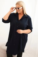 Sukienka damska koszulowa Plus Size z dłuższym tyłem i podwijanym rękawem granatowa