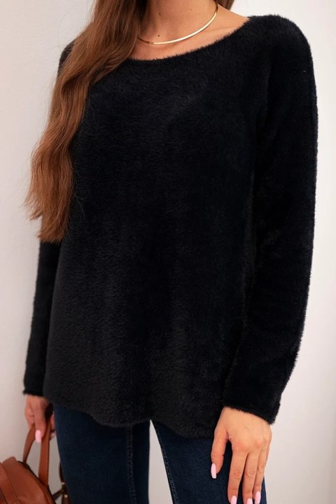 Sweter damski z miękkiej dzianiny z okrągłym dekoltem czarny