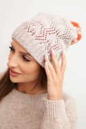 Czapka damska zimowa z wełną w ozdobny splot z pomponem K467 beżowa