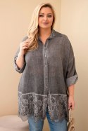 Koszula damska Plus Size bawełniana przecierana z koronkowym wykończeniem grafitowa