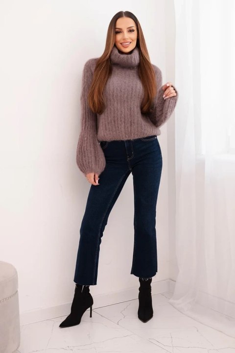 Sweter damski z moheru z bufiastymi rękawami i golfem fango