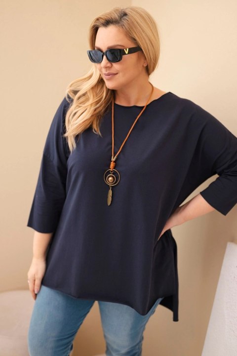Bluzka damska bawełniana Plus Size asymetryczna z naszyjnikiem granatowa