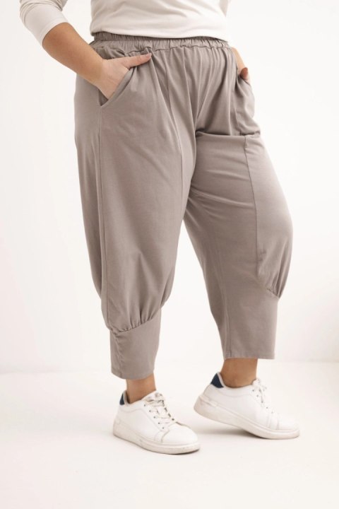 Spodnie damskie Plus Size z obniżonym krokiem i gumką w pasie fango