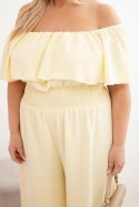Kombinezon damski wiskozowy Plus Size hiszpanka z falbaną i szeroką nogawką żółty
