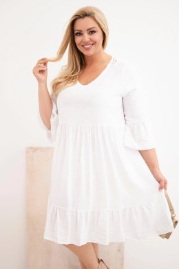 Sukienka damska Plus Size wiskozowa z ażurowym zdobieniem biała