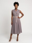 596-5 Elegancka szmizjerka midi ze złotymi guzikami i paskiem - szara