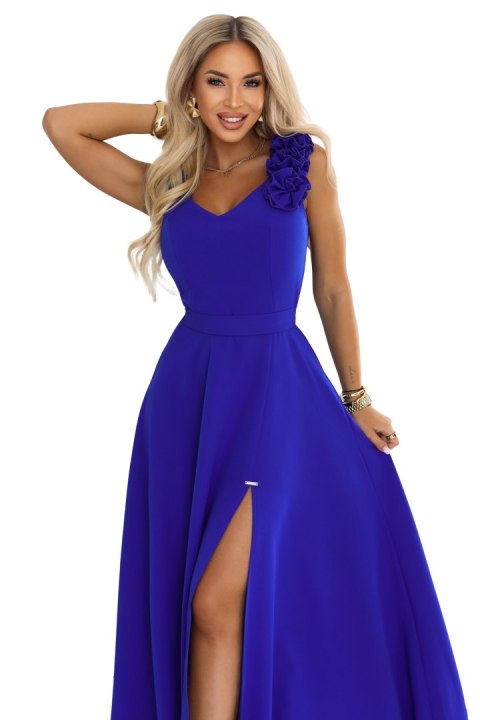 643-8 Elegancka wieczorowa suknia maxi z rozcięciem i różami - chabrowa