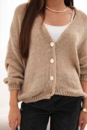 Sweter damski z dekoltem V i guzikami camelowy